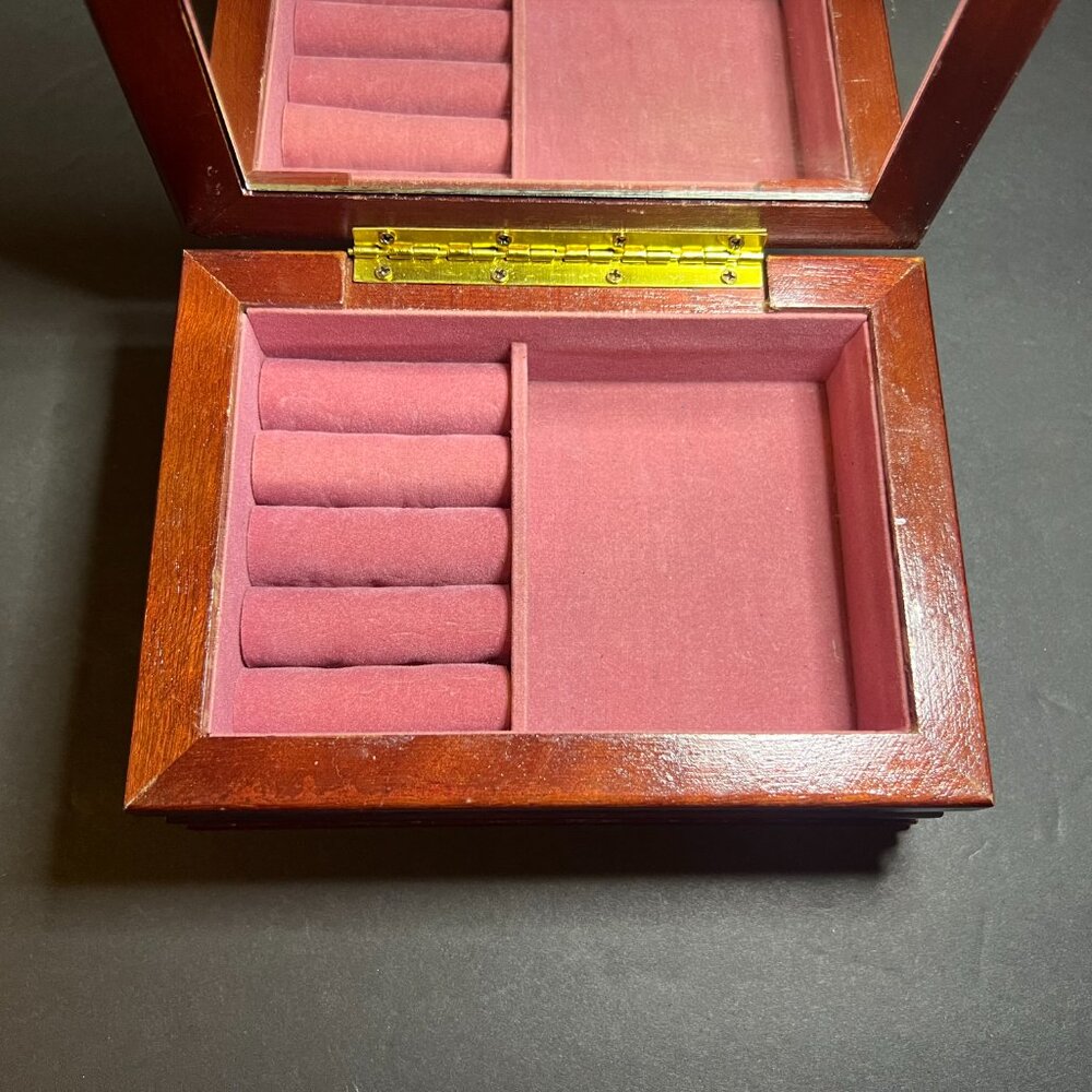 Vintage Floral Tapestry Inlay Wooden Hinged Lid Pink Velvet Lined Jewelry Box - Picture 9 of 10